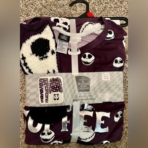 Disney Nightmare Before Christmas pajamas with matching socks - Size 4-6 small